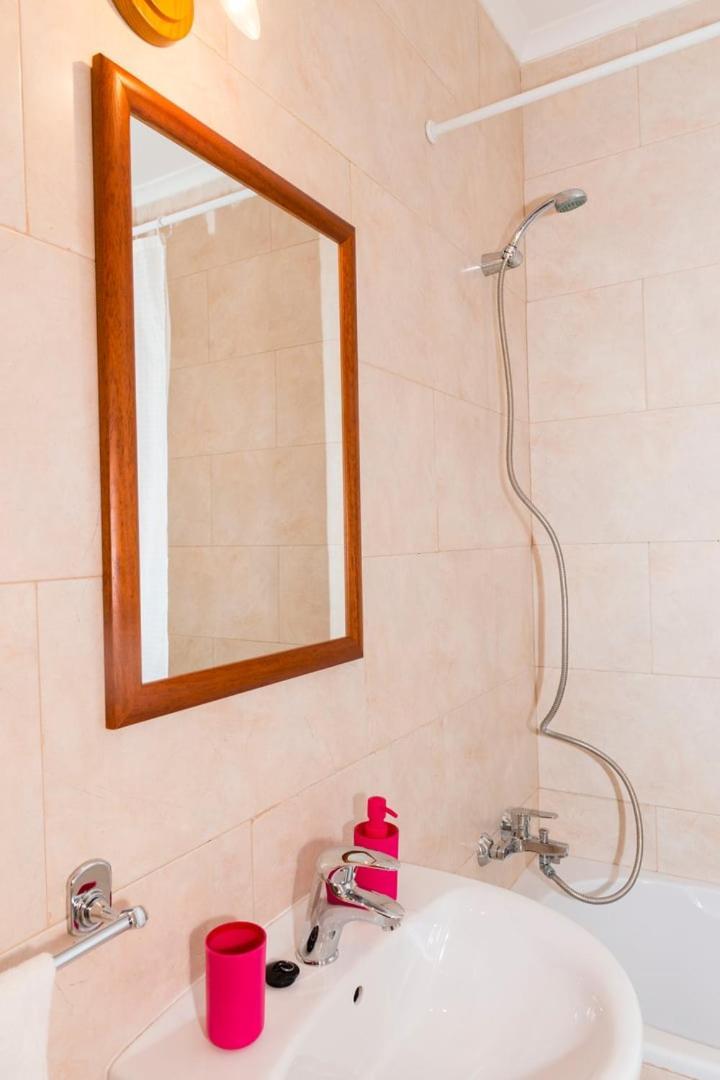 Tac - Alcantarilha House Apartment Luaran gambar